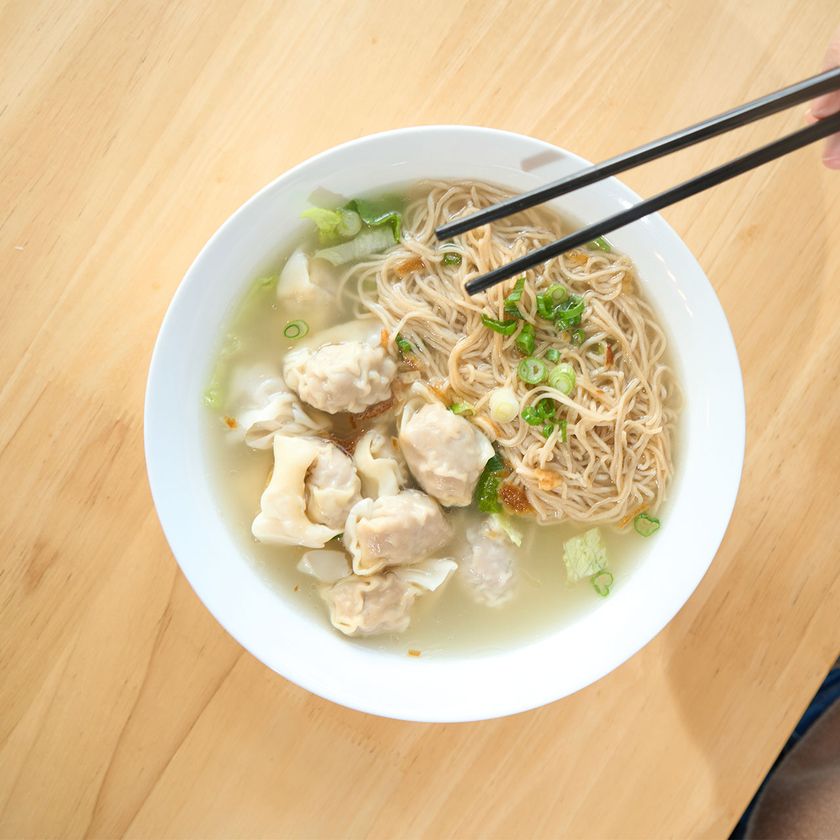 Wonton soup and noodle